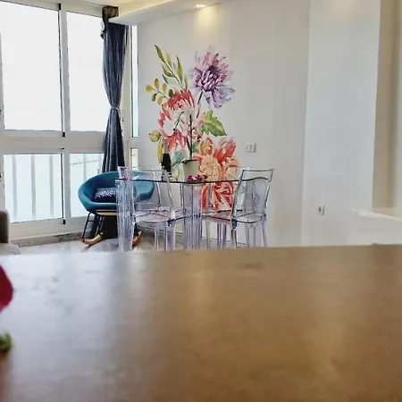 בית נופש Luxury Ocean View 1 Bedroom *
